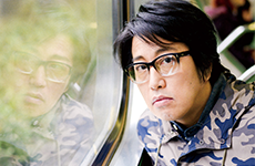 �������K